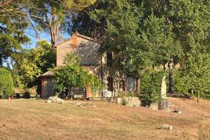 Casale a Guardea