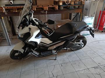 X-ADV 750
