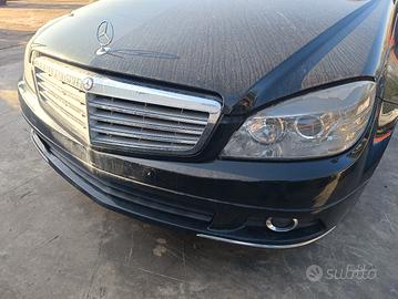Ricambi usati Mercedes classe C 220 2008