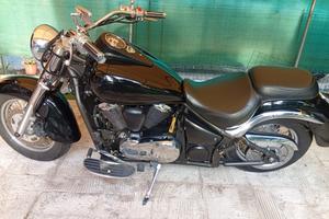 Kawasaki vulcan 900 classic 