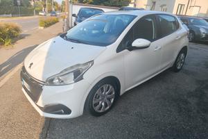 Peugeot 208 BlueHDi 75 S&S 5 porte Active