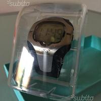 Orologio al quarzo nuovo