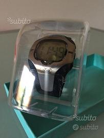 Orologio al quarzo nuovo