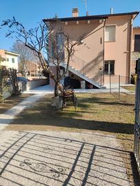 Trilocale con ingresso e giardino privato