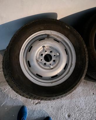 Pneumatici ruote fiat 1100 d