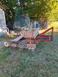 Macchina per piantare bulbi di Zafferano