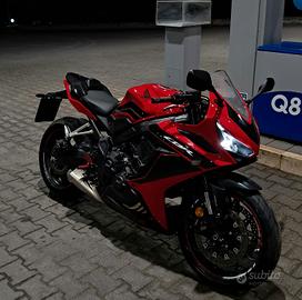 CBR 650R 35 kW