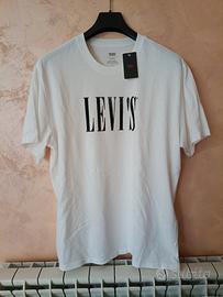 T-shirt bianca uomo firmata "Levi's" - NUOVA.