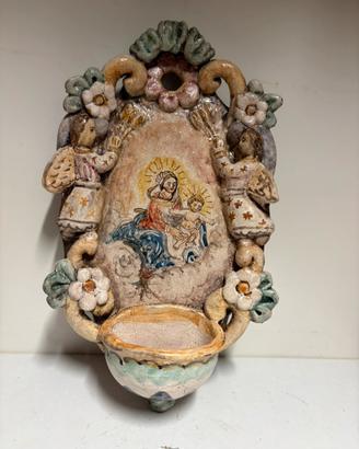 Acquasantiera madonna con bambino