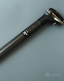 Reggisella IN CARBONIO Fizik R1