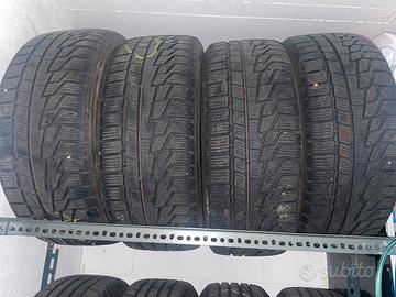 Gomme invernali NOKIAN 215/45 R17 91V