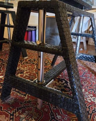 Tavolo in Cristallo e rattan Intrecciato