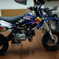 Pit bike