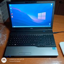 notebook i7 Fujitsu laptop 15 