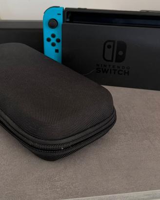 Switch con Joy-Con blu/rosso, Dock e custodia