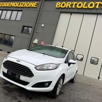 FORD FIESTA MK6 per ricambi usati RTJB