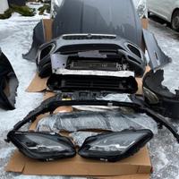 JAGUAR E-PACE RESTYLING MUSO PARAURTI FARI RADIATO