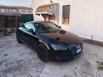 Audi TT 8J  2.0 Advanced