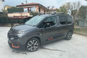 Berlingo Shine M 1.2 130CV EAT8 – Full Optional