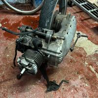Blocco scarabeo 50 2t con freno a disco