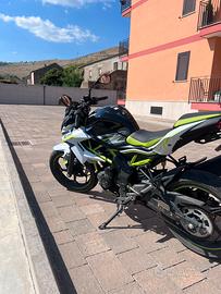 Kawasaki z125
