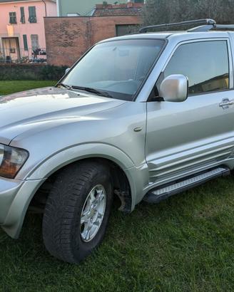 Pajero 3.2 anno 2000. Iscrivibile ASI