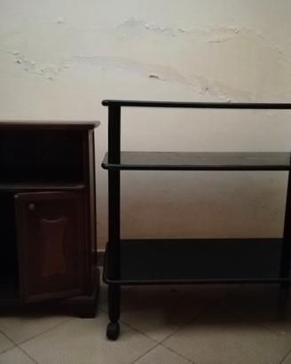 Tavolino con ruote porta televisore e mobiletto