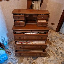 SCRITTOIO IN LEGNO CON CASSETTI