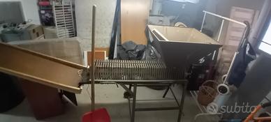 macchina per sbucciare le mandorle