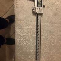 Calibro mitutoyo e comparatore a leva