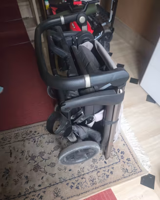 ovetto e passeggino  Inglesina Electa + Darwin i-S