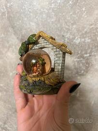 Mini Presepe con Sfera Decorativa Natalizia