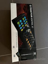 NATIVE INSTRUMENTS Traktor Kontrol X1 Mk2