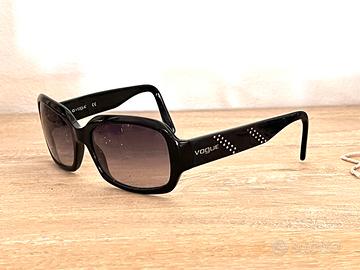occhiali da sole Vogue