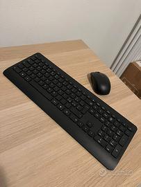 Kit desktop tastiera e mouse wireles Microsoft 900
