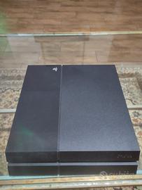 PS4 come nuova,usata pochissimo 