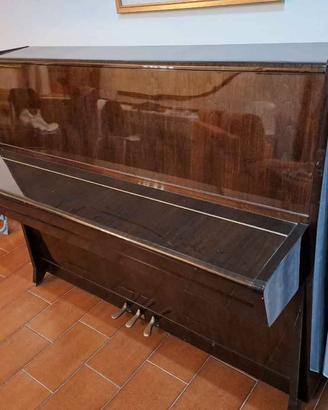 Pianoforte verticale