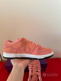 Scarpa Nike SB Dunk low rosa EUR 39