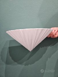 Lampada applique in ceramica bianca