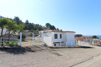 PORZIONE DI BIFAMILIARE A AGROPOLI