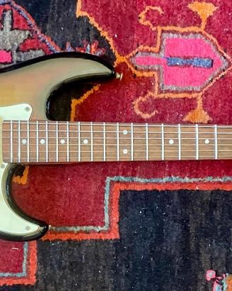 Chitarra elettrica Crafter stratocaster
