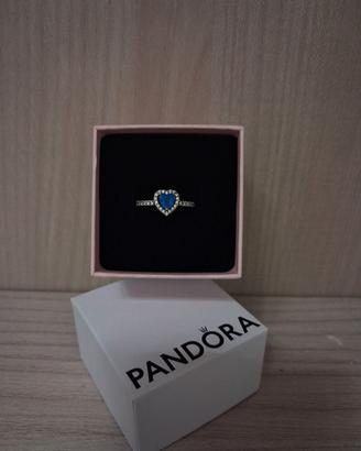 anello pandora cuore blu