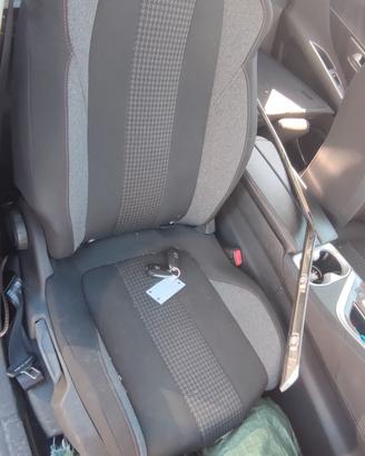 Sedili Peugeot 3008 2019