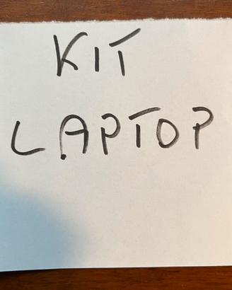 kit articoli per laptop