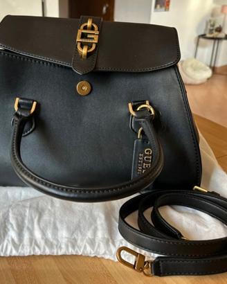 Borsa Guess nera elegante MAI USATA con tracolla