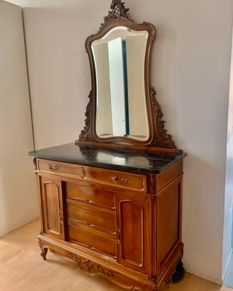 Camera da letto antica in legno noce originale