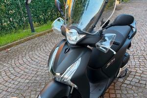 Honda SH 150i Sport (2016) -  16.500 km