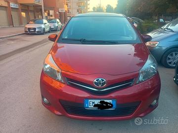 Toyota Yaris 1.4 D-4D 5 porte Lounge