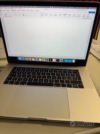 Macbook Pro 15" A1707 256 SSD 16GB  4Gb Sch.grafic