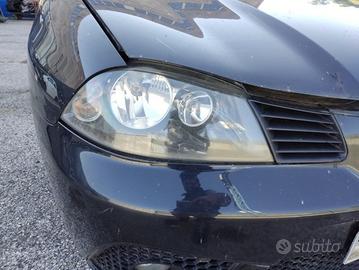 Proiettore destro SEAT IBIZA del 2004